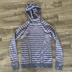 Ivivva by Lululemon Pullover Top Shirt